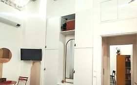 Vera Roma Suite&Apartment - Charming 3 Bedroom Apt - 20Min Walk From Colosseum
